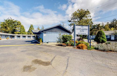 The Lamplighter Inn - Crab Shack and Whale Watching - Photo 20