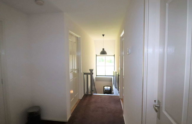 Apartment in Netherlands Near Nature Trails - Photo 29