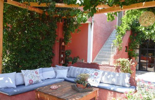 Zacharoulas Katikies - Foto 1