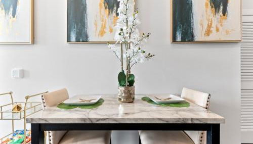 NEW! Royal Penthouse King Bed Amazing Views! - Foto 2