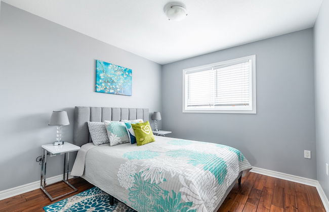 GLOBALSTAY. Modern 3-4 Bedroom Town - Photo 15