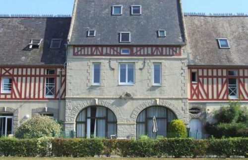 Appartement lumineux et cosy avec jardin vue sur chateau près Port en Bessin, Bayeux et Omaha Beach - Foto 2