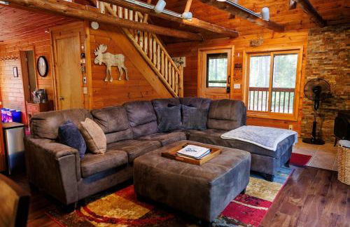 Cabin Retreat with Sauna Trails and Lake Access - Foto 27