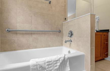 Sun, Fun & Summer Getaway - TownHome by Disney! - Photo 31