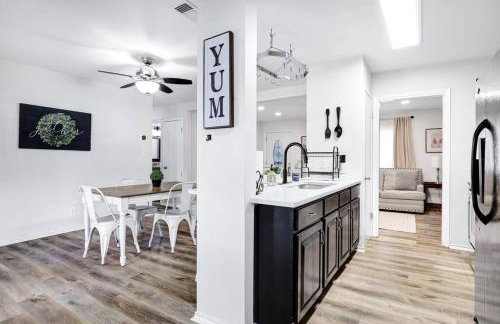 Centrally Located Little Gem - Foto 23