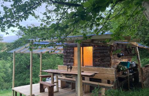 Wood Cabin & 4 Large Bell Tents - Hapus Hideaway - Foto 47