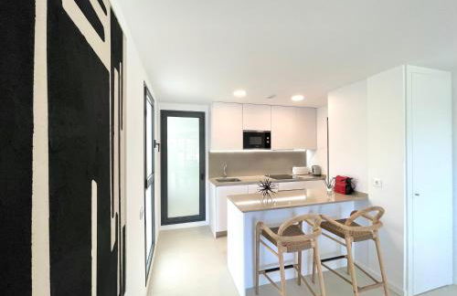 Beach Paradise 2 Bedrooms - Photo 3