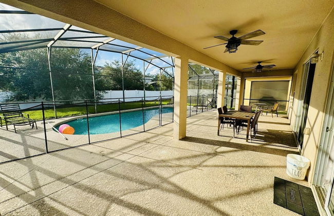 7/6.5 Beautiful Vacation Home With Private Pool, and Much More!! - Foto 33