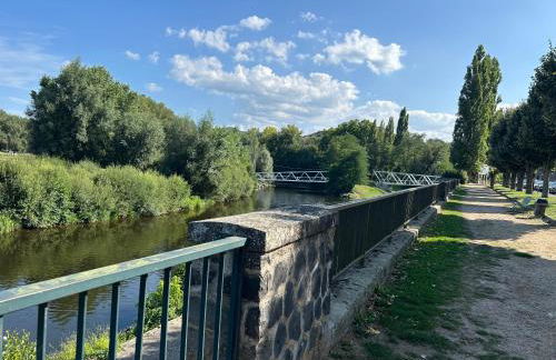 DUPLEX VINTAGE PROCHE de la GARE SNCF - Foto 43