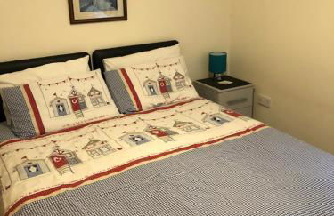 Tides Reach - Photo 17