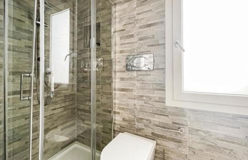 1 Bedroom Awesome Home In Leporano - Foto 26