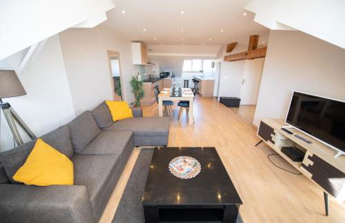 KASA FRIENDLY - Proche centre ville - Tout équipe et calme - Foto 1