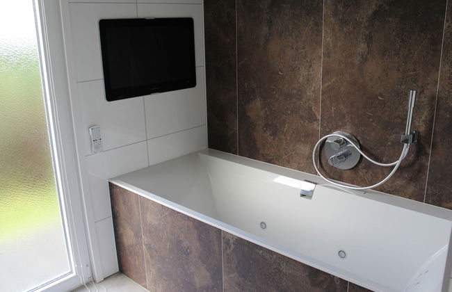 Chalet in Bemelen With Outdoor Fireplace - Photo 17