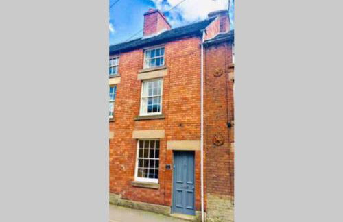 The Tenth House, Grade II Listed Georgian Town House, Wirksworth, Derbyshire, Peak District Cottage, Sleeps 4 - Foto 31
