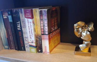 BAKIRAS HOUSE - Photo 17