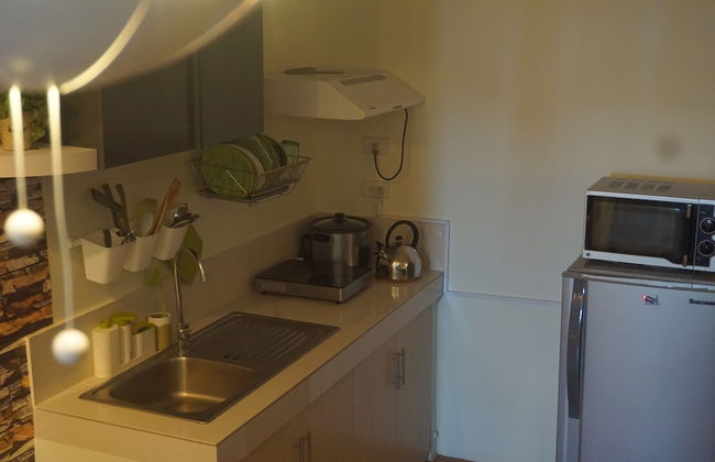 1 Bedroom Deluxe Condo at Apartelle D' Oasis - Foto 47