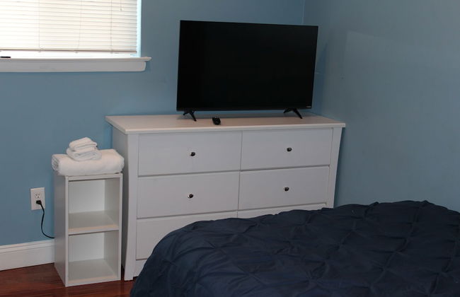 Cozy 3 Bedroom/Great Location - Foto 8