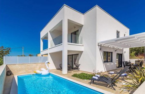 Nice Home In Linardici With Wifi - Photo 13