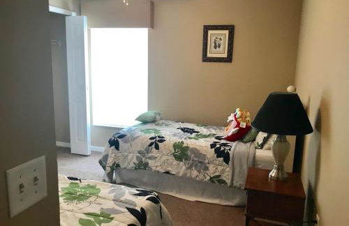 Queenie's Palace - Photo 29