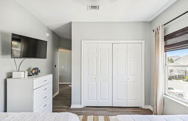 SPC 9232 is a Beautiful recently upgraded 2 BR with Free Beach Service by RedAwning - Foto 5