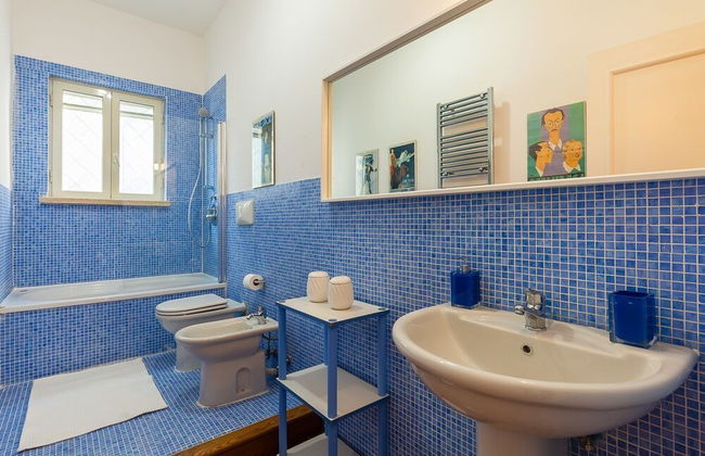 Large Apartment in the Heart of Chiaia - Foto 23