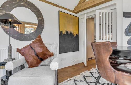 Honeysuckle Cottage - Hot Tub Packages Available - Photo 23