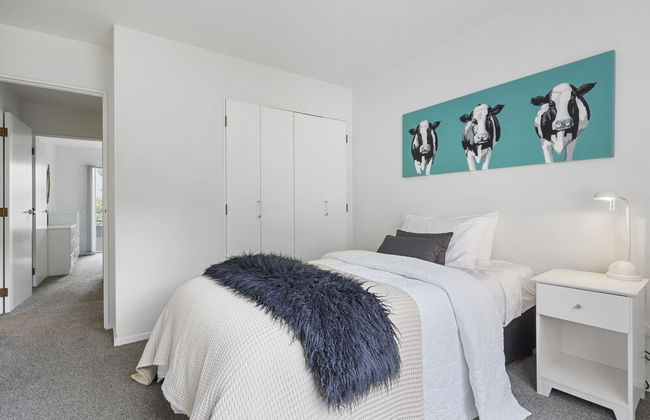 Stylish Central 2BR Apt nr Hospital - Foto 9