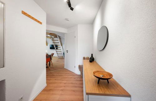 Karibu Nyumbani - Tolle Maisonette-Wohnung mit Arbeitsplatz und Balkon - Foto 6