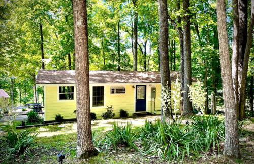 Charming Cottage with Fire Pit and Barbecue in Cadiz, Kentucky - Foto 25