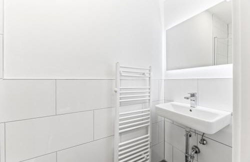 Perfekt für Firmen und Gruppen - 1 Haus - 12 Wohnungen - Foto 66