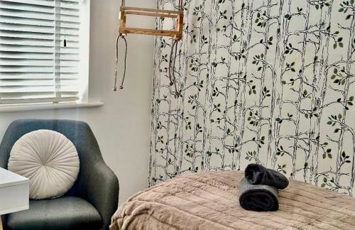 Elysian Escape, modern 5 bedroom house - Photo 57