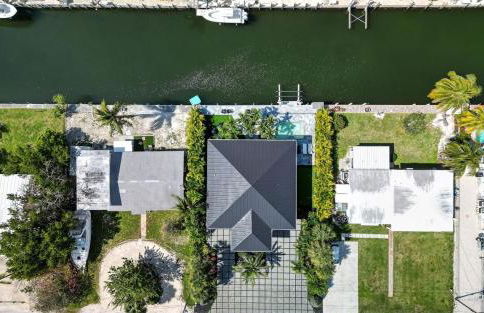 Villa Franchella - Waterfront Luxury Home, Pool, 45 Dock - Foto 55