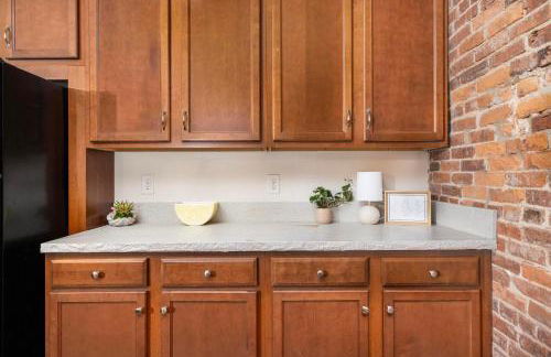 2BR loft condo in downtown Johnson City - Foto 14