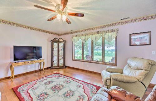 Charming Williamstown Retreat with Private Yard - Foto 4