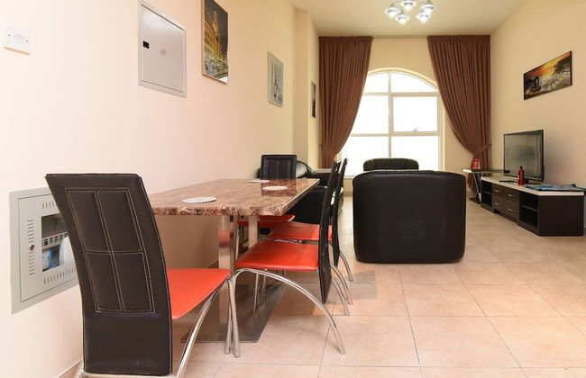 OYO Home 2351BHK Capitol Tower DIC - Photo 14