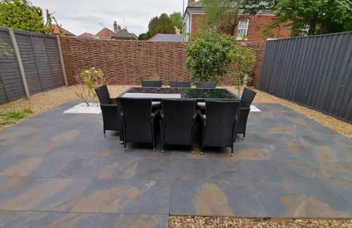 The Croft a lovely town house in the centre of Holt with free PARKING for two cars - Photo 7