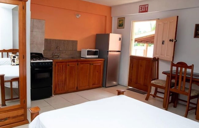 Lesville Tobago - Foto 5