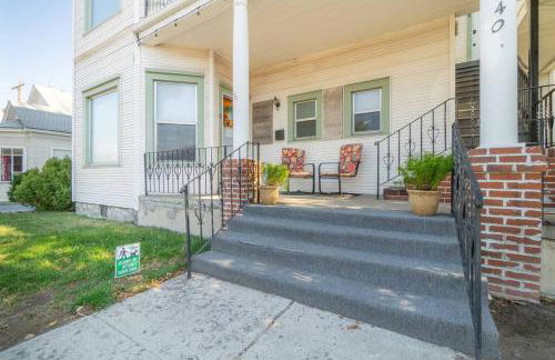 Rustic 3-Bedroom, 1.5-Bath Oasis by Downtown - Foto 20