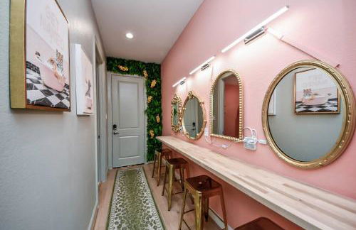 BrandNew! Secret Garden HTX |5BR w/GameRoom+HotTub - Foto 54