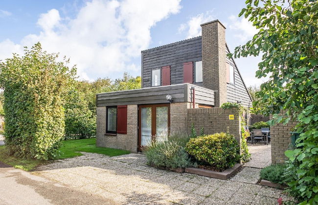 Detached Holiday Home With Dishwasher Located on Texel - Foto 1