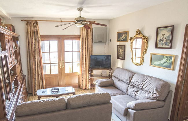 Centro Cordoba Apartamentos Levante - Photo 12