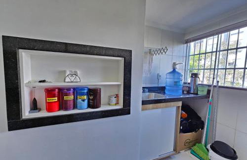 Apartamento centralizado à poucas quadras do mar. - Foto 3