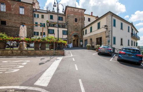 Beautiful Apartment In Monte San Savino - Foto 25