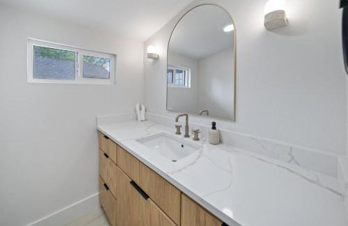 Mediterranean Villa #4 at East Downtown - Foto 11