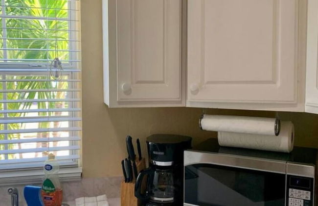 S2B Blue Pavilion - Beach Transfers Meals Tours Island Retro Chic - Photo 23