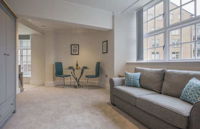 Chocolets - The Foss Suite - Photo 1