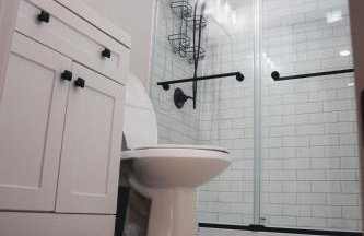 Cozy Pool & Hot Tub Retreat by Casino - Foto 9