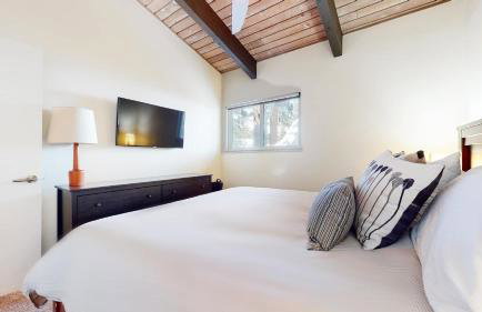 Mid Century Modern Cabin #212 - Walk to Village - Foto 28