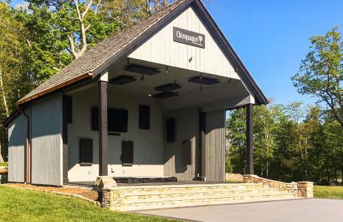 Hike, Ski and More! Pet-Friendly Home in Glenville - Foto 28