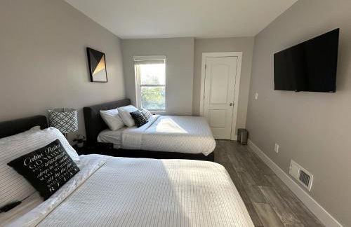 Charming 2BR Near Downtown & Attractions - Foto 22